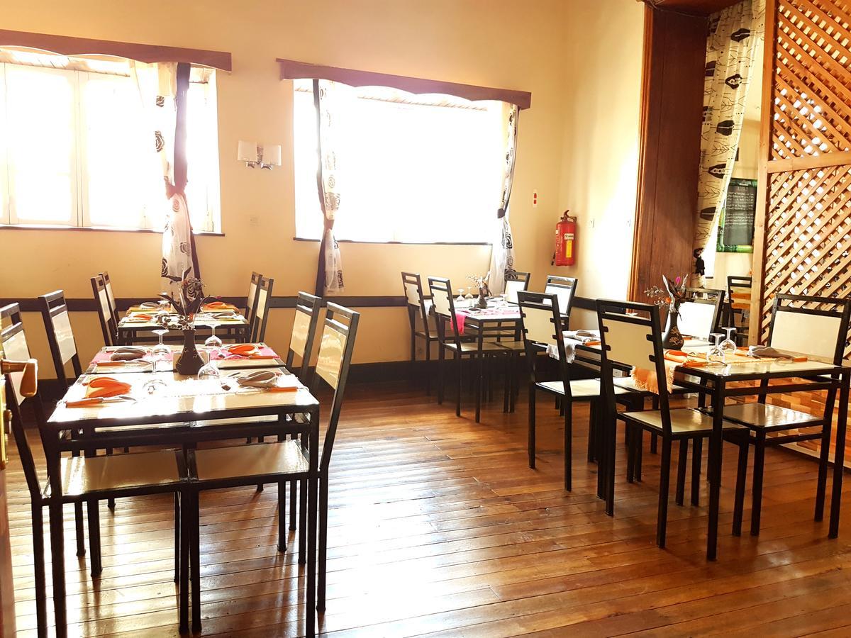Hotel Le Trianon Antsirabe Buitenkant foto