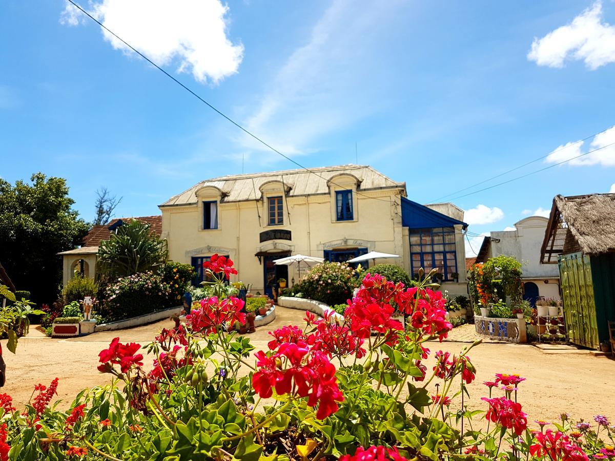 Hotel Le Trianon Antsirabe Buitenkant foto