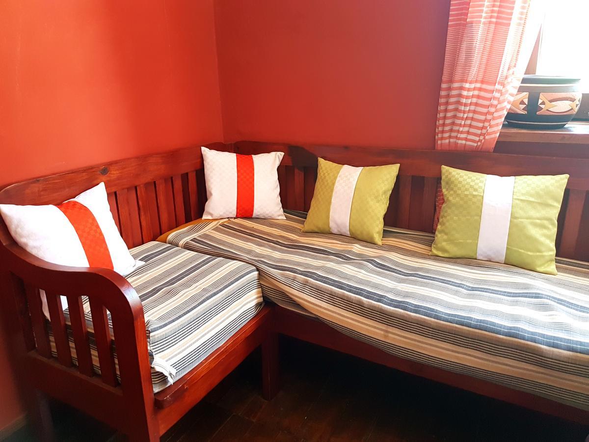 Hotel Le Trianon Antsirabe Buitenkant foto