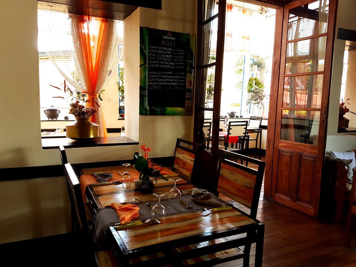 Hotel Le Trianon Antsirabe Buitenkant foto