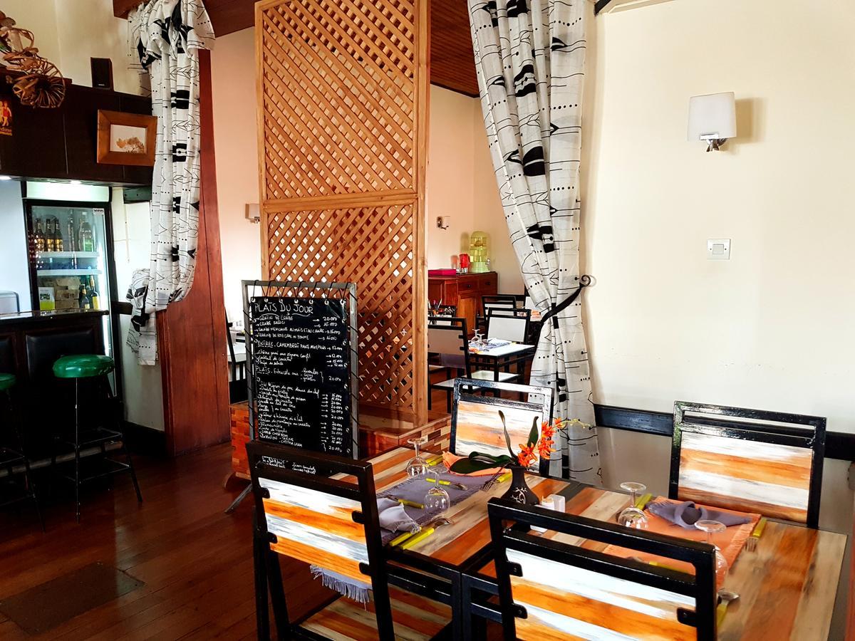 Hotel Le Trianon Antsirabe Buitenkant foto