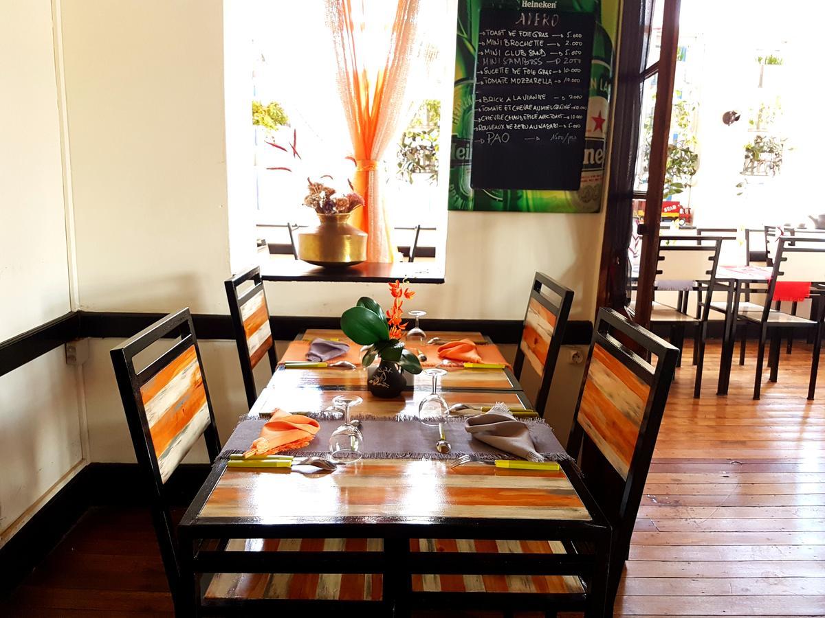 Hotel Le Trianon Antsirabe Buitenkant foto