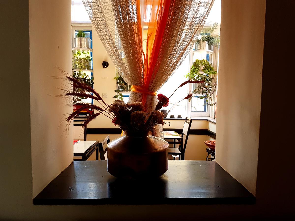 Hotel Le Trianon Antsirabe Buitenkant foto