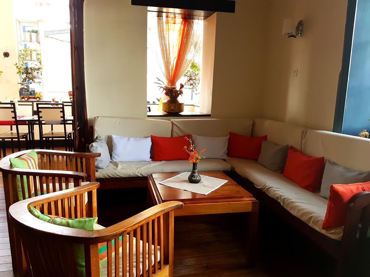 Hotel Le Trianon Antsirabe Buitenkant foto