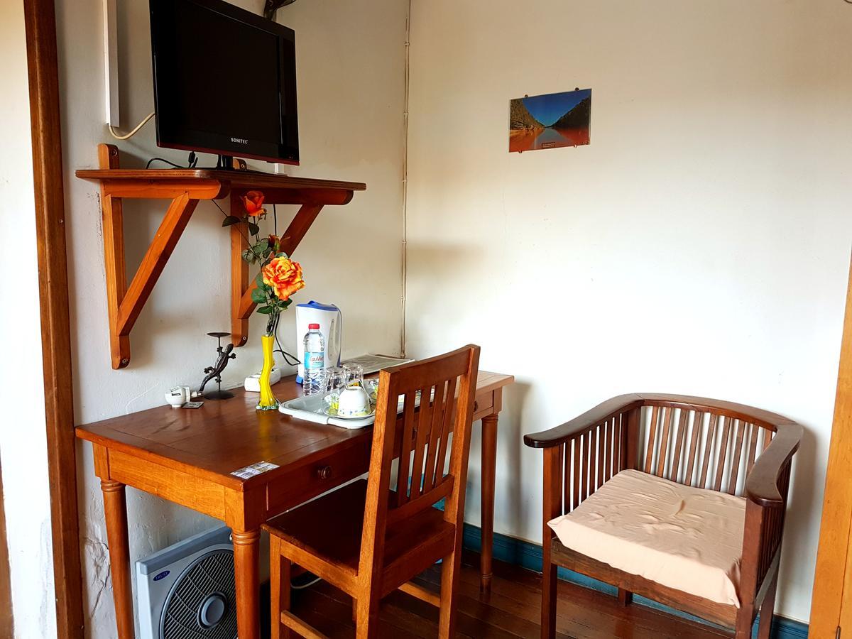 Hotel Le Trianon Antsirabe Buitenkant foto